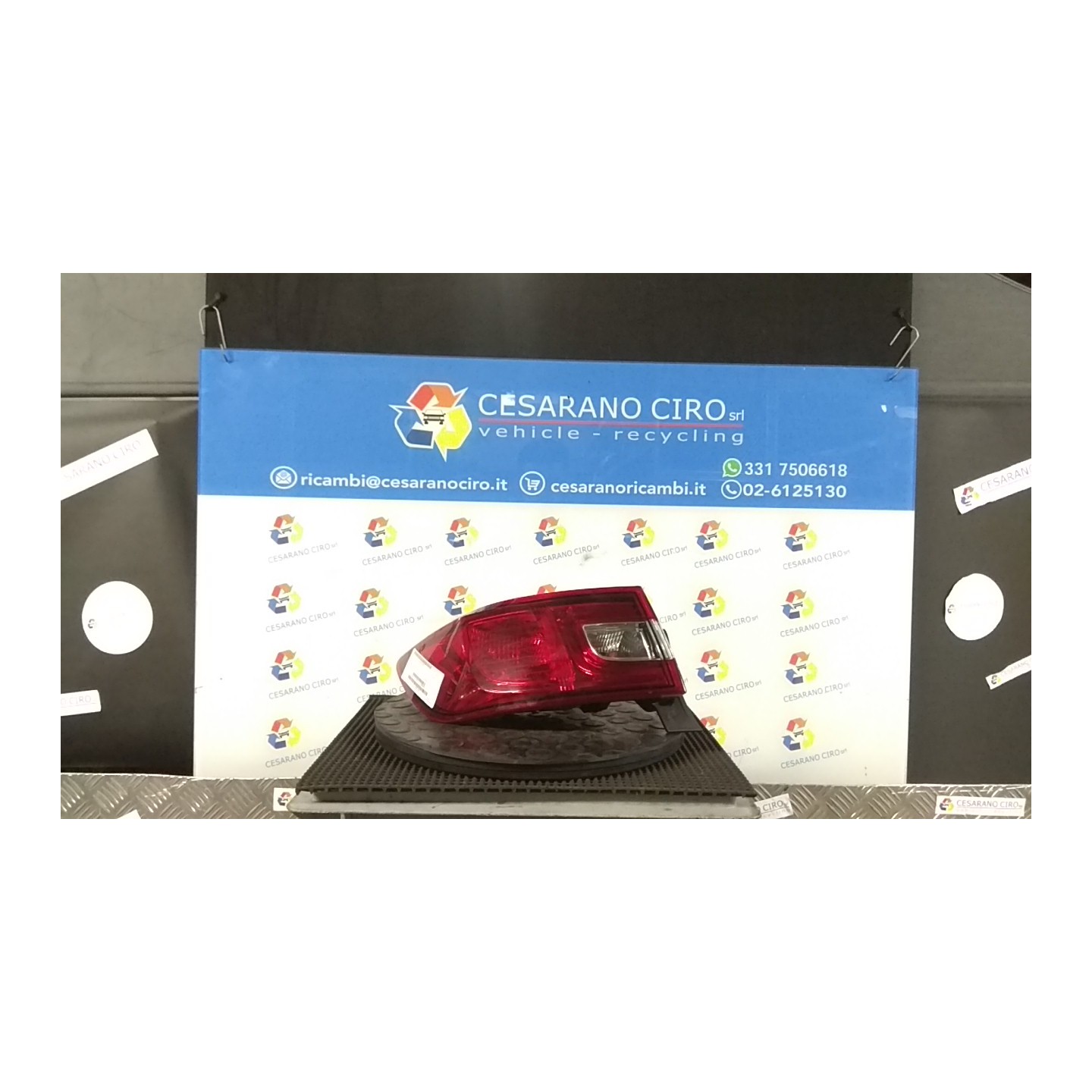 FANALE POST. PARTE EST. SX. 182 RENAULT CLIO 4A SERIE (07/12-12/16) D4FD7 265554091R