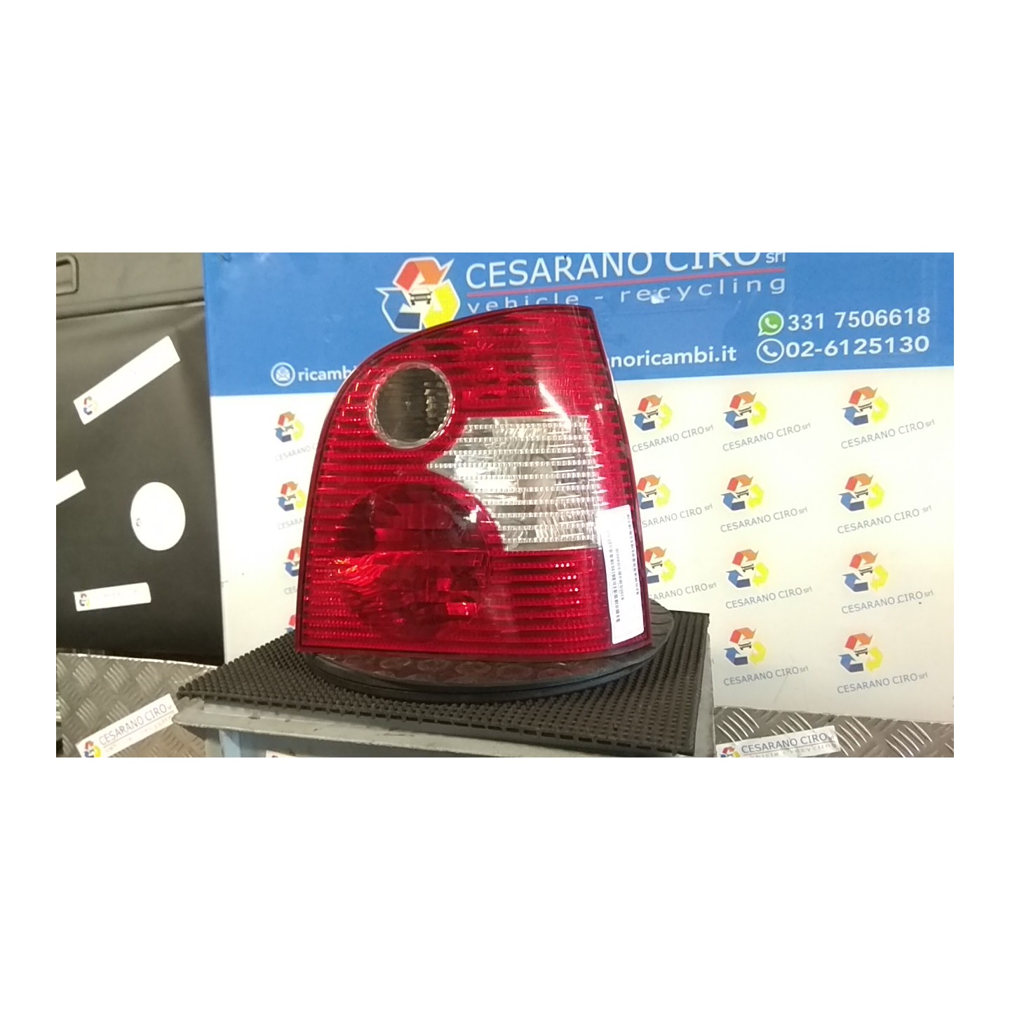 FANALE POST. DX. 052 VOLKSWAGEN POLO (9N) (10/01-03/05) BBY 6Q6945096Q