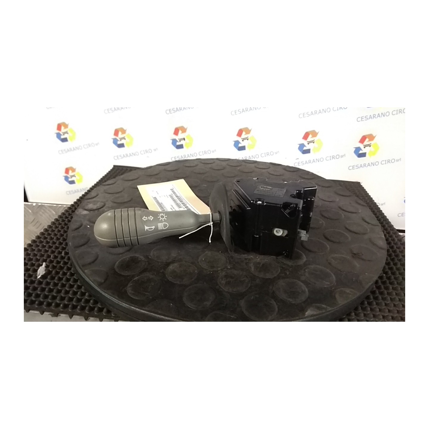 BLOCCO COMANDO VOLANTE LUCI 090 RENAULT TWINGO 1A SERIE (08/98-09/07) D4FA7 7701046629