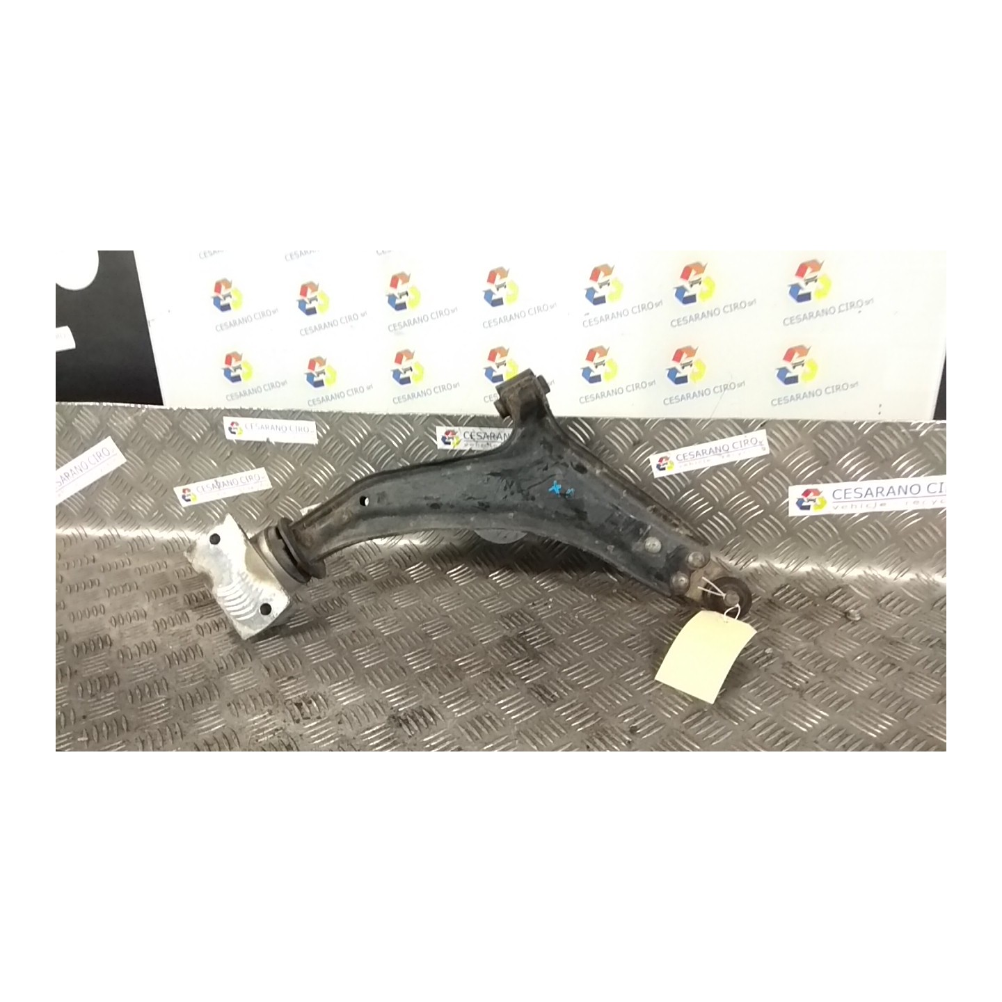 BRACCIO OSCILLANTE SOSP. ANT. DX. 126 LAND ROVER FREELANDER (08/02-10/06) 204D3 RBJ500680