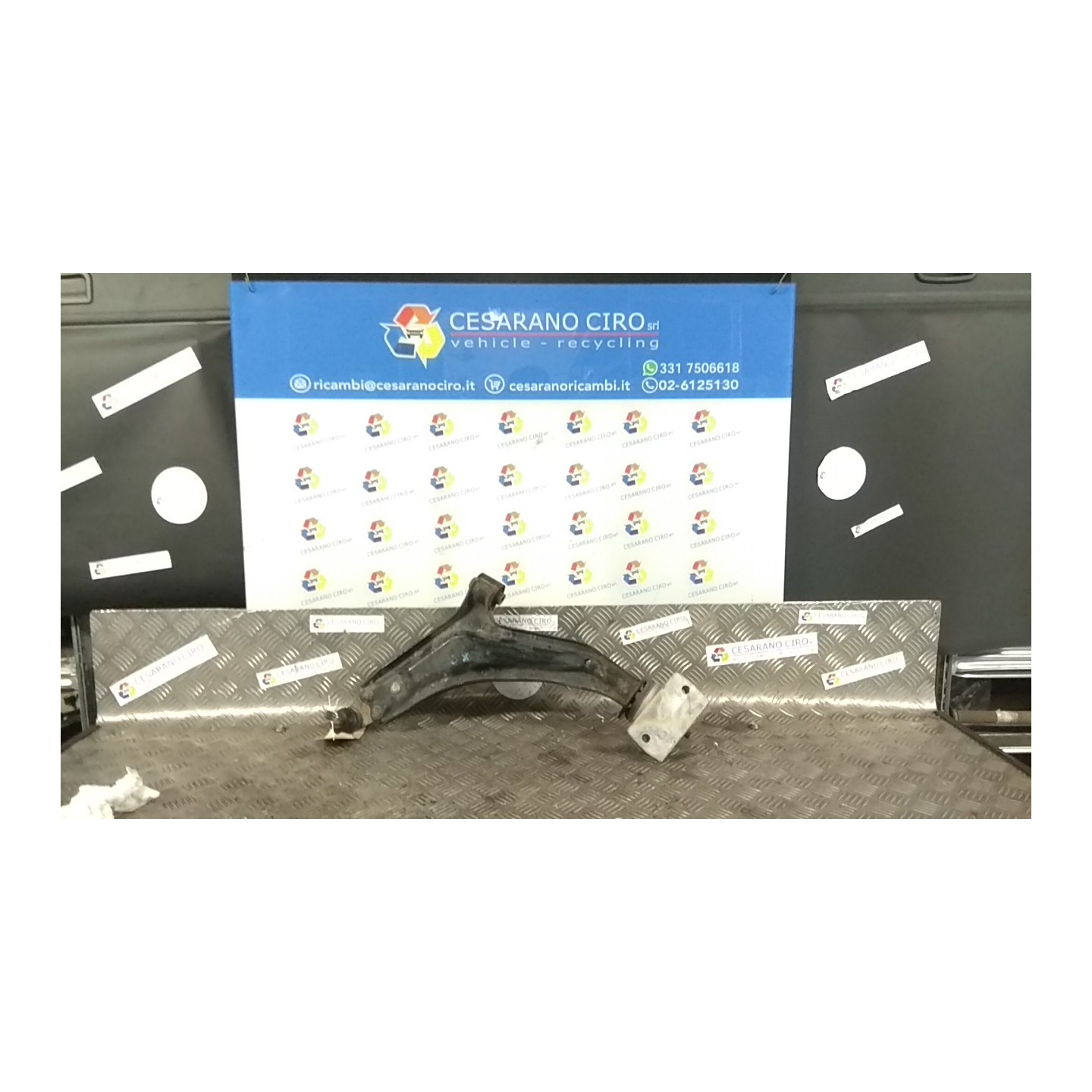 BRACCIO OSCILLANTE SOSP. ANT. SX. 127 LAND ROVER FREELANDER (08/02-10/06) 204D3 RBJ500690