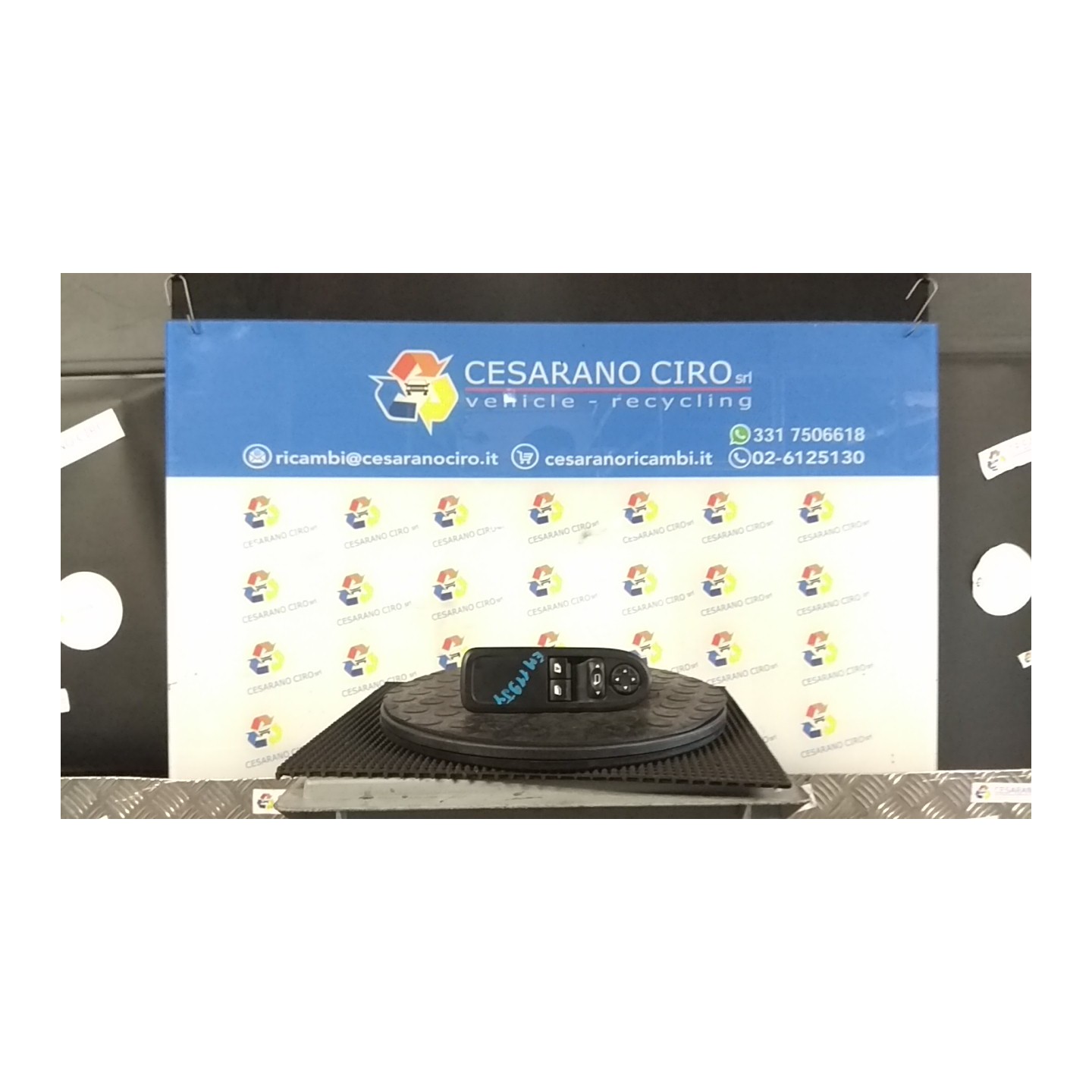 BLOCCO COMANDI ALZACRISTALLI E RETROVISORI EST. 093 CITROEN C3 2A SERIE (A51) (09/09-06/13 8H01 98012275XT
