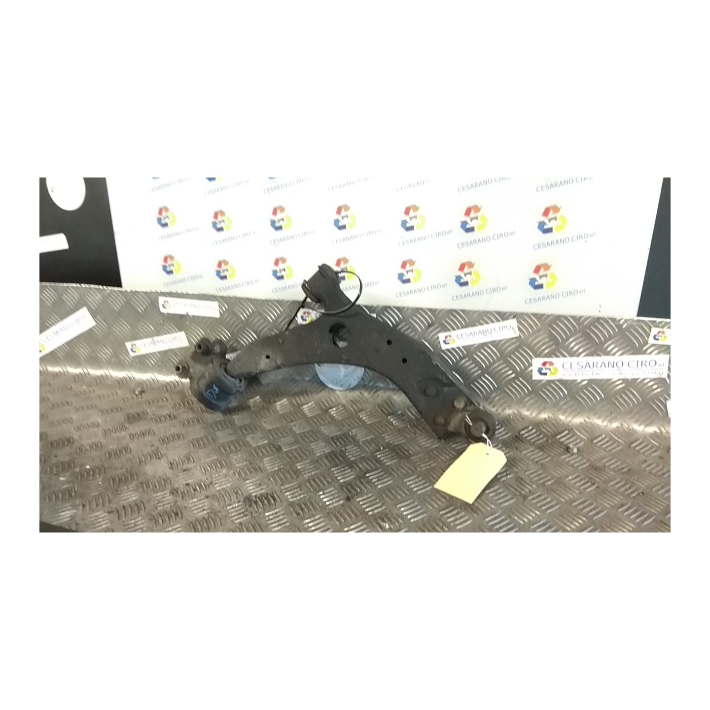 BRACCIO OSCILLANTE SOSP. ANT. DX. 124 FORD KUGA (CBV) (04/08-09/13) G6DG 1723323