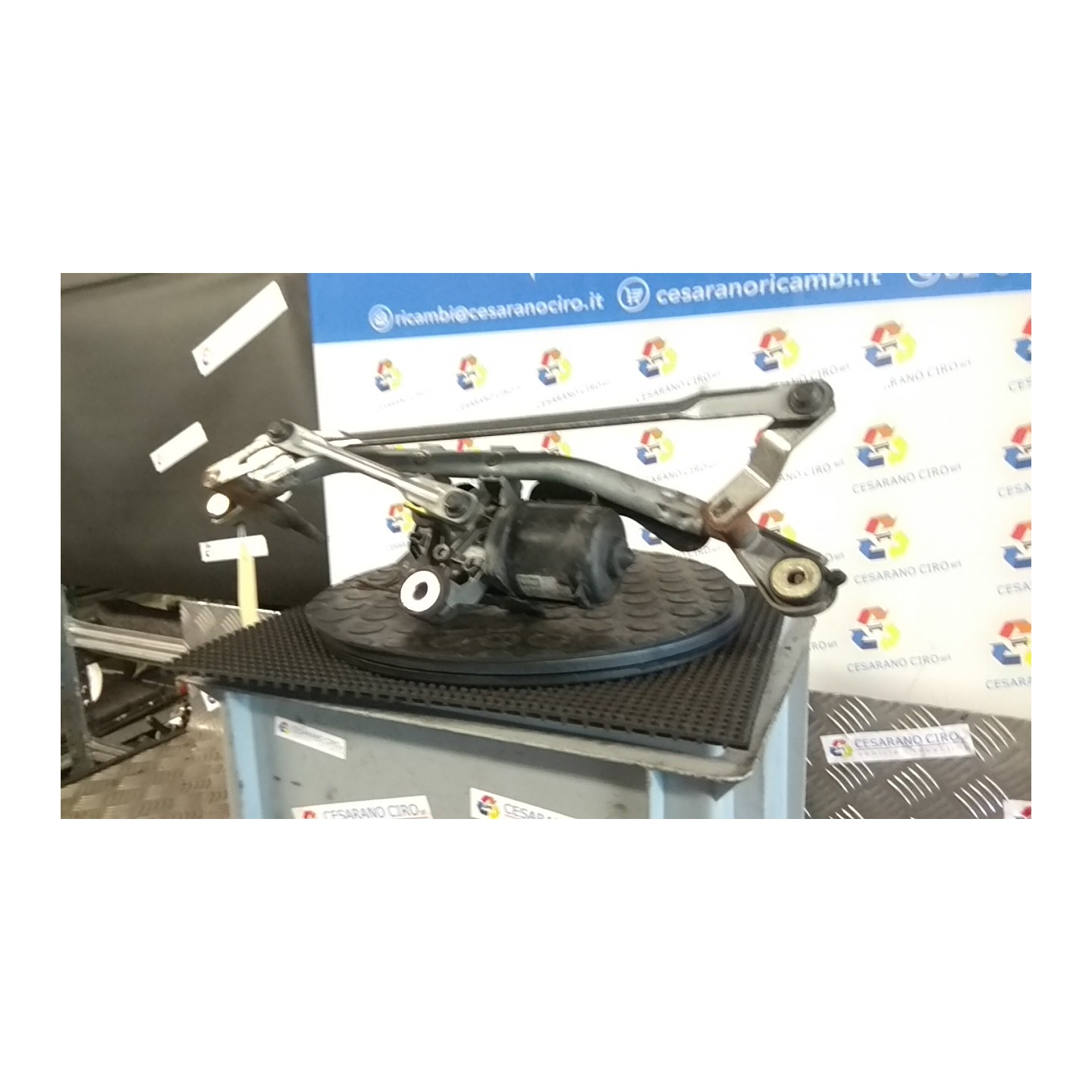MECCANISMO TERGIPARABREZZA CON MOTORINO 193 PEUGEOT 1007 (04/05-06/10) KFV 6405Q8