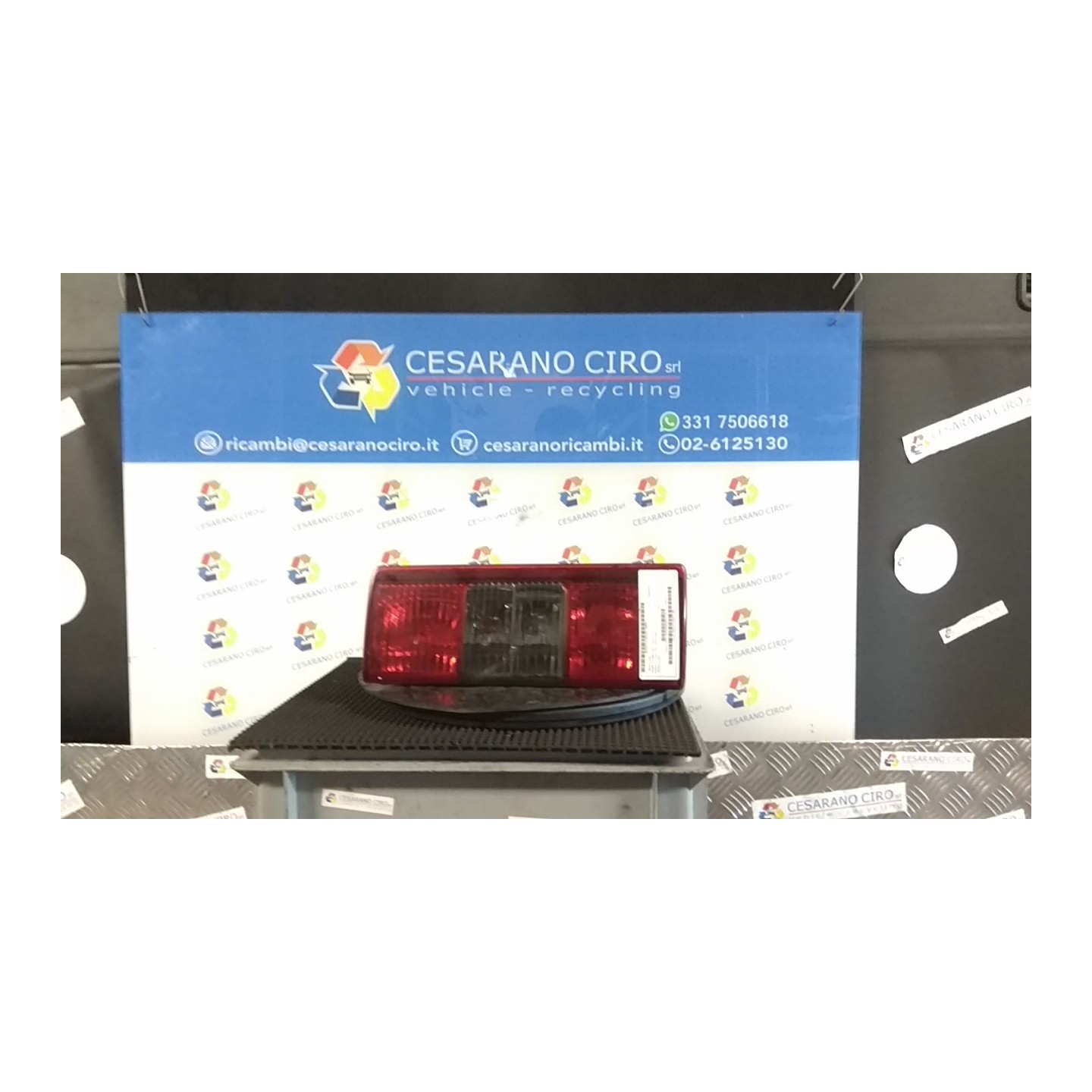 FANALE POST. S/FENDINEBBIA POST DX. 002 OPEL COMBO (X01) (11/01-01/12) Z13DTJ 9199763