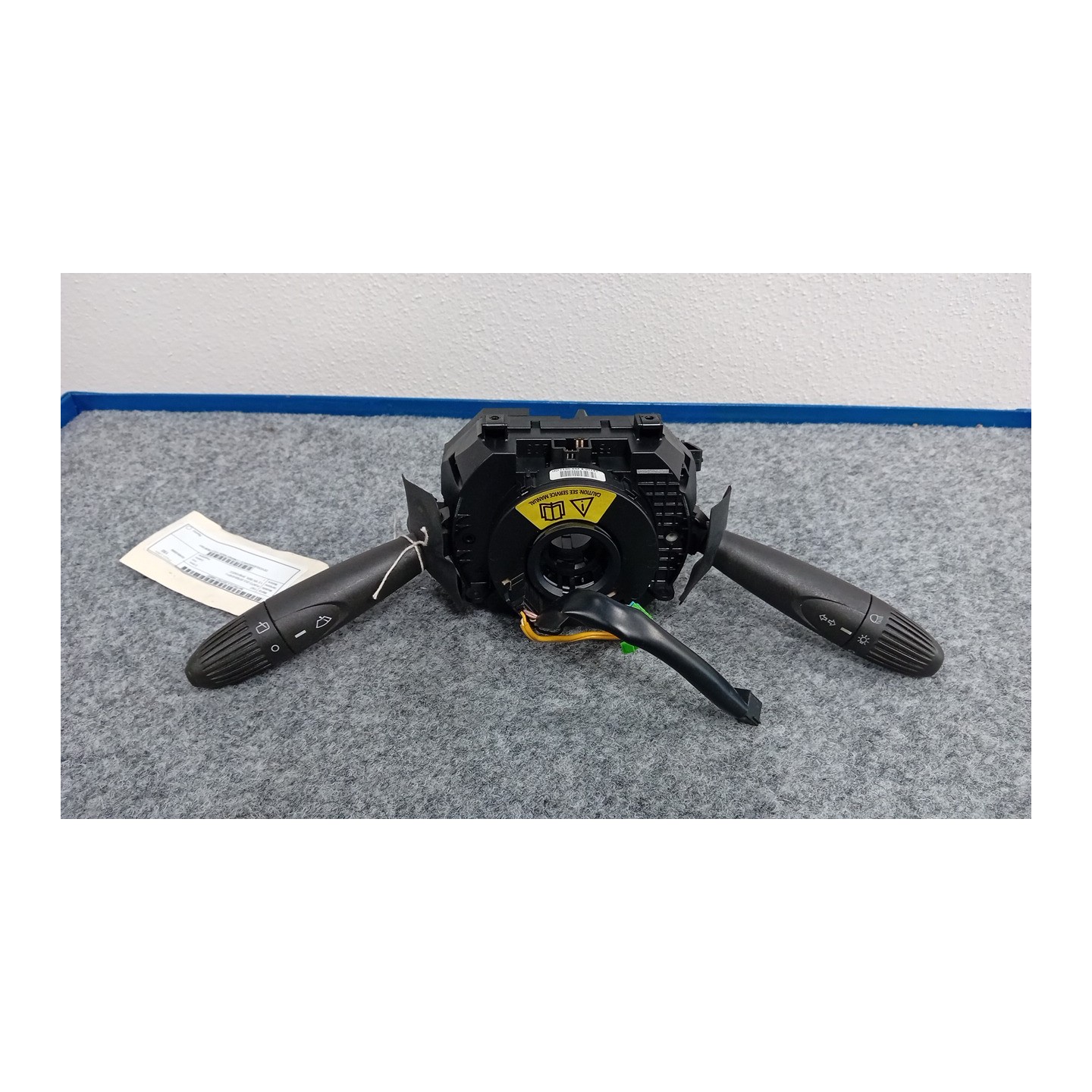 DEVIOGUIDASGANCIO COMANDI RADIO VOLA 037 FIAT PUNTO (2U) (07/03-01/07)  735381041