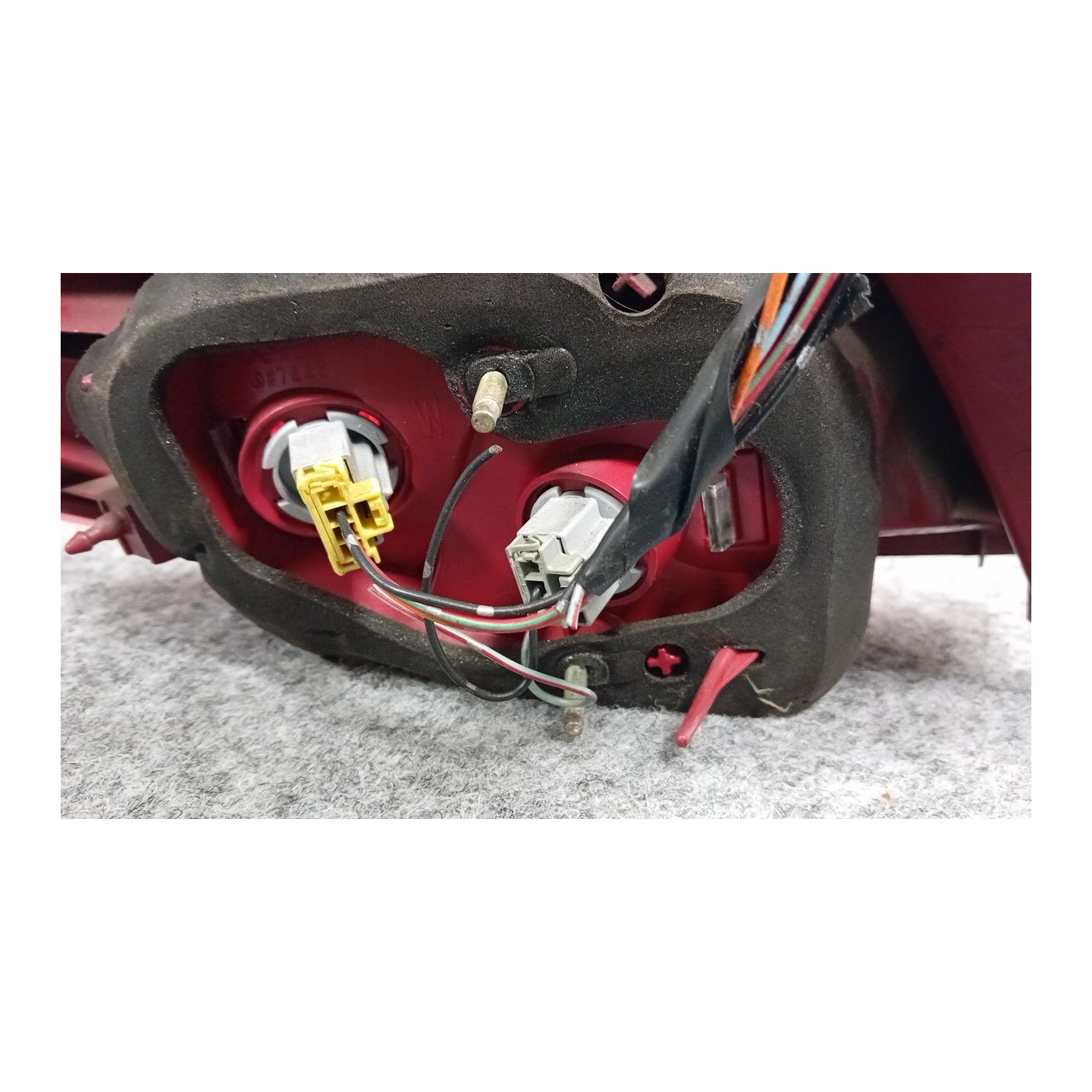 FANALE POST. PARTE EST. DX. 039 MAZDA MAZDA 3 (10/03-08/06) Y6 BP4K51150E