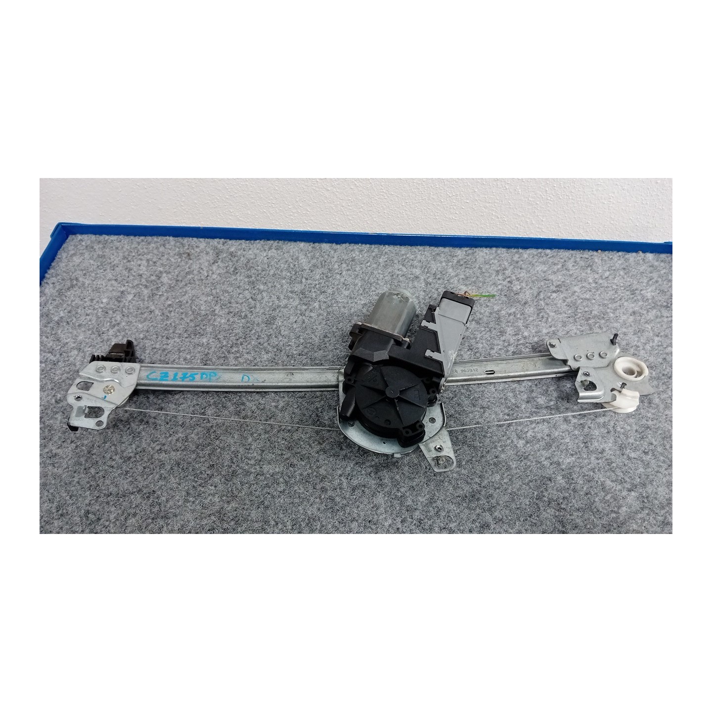 ALZACRISTALLO ELETTR. PORTA ANT. SEQ DX. 057 CITROEN C3 2A SERIE (09/05-11/10)  9222AP