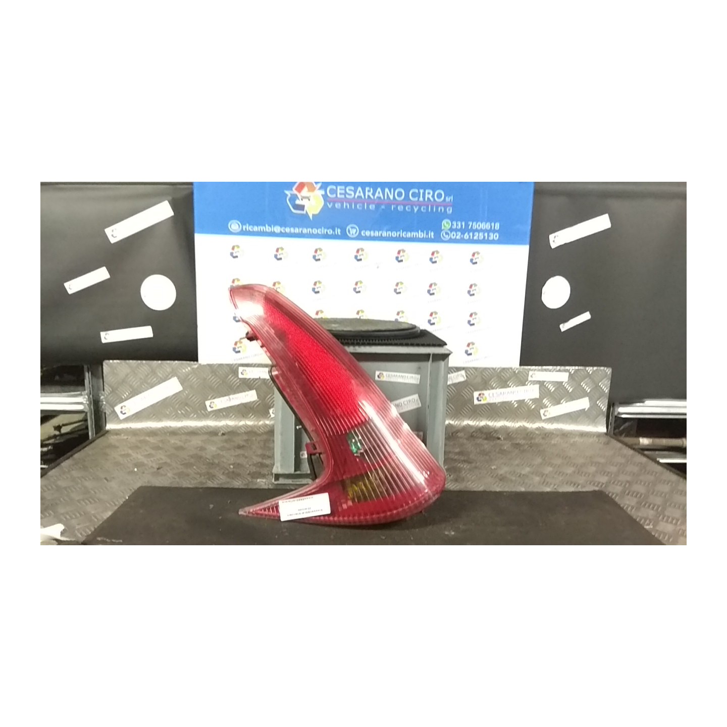 FANALE POST. SX. 089 PEUGEOT 206 (09/98-06/09) 8HZ 6350R4