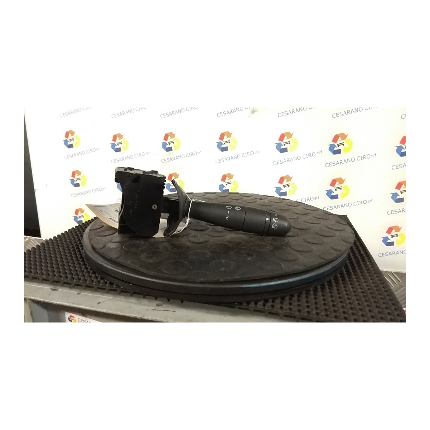 BLOCCO COMANDI TERGICRISTALLI P/STABILIM.PROD. A 091 DACIA SANDERO (07/08-04/13) K9KK7 6001551357