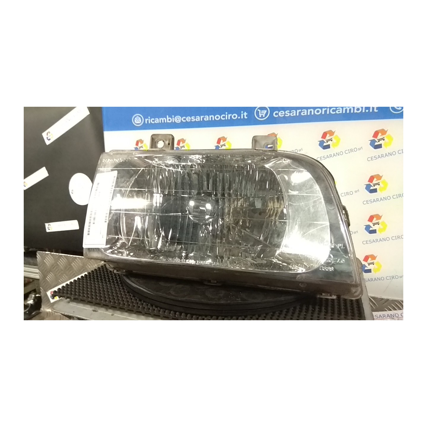 PROIETTORE DX. 112 KIA SPORTAGE 1A SERIE (01/97-11/00 FE 0K01L51030E