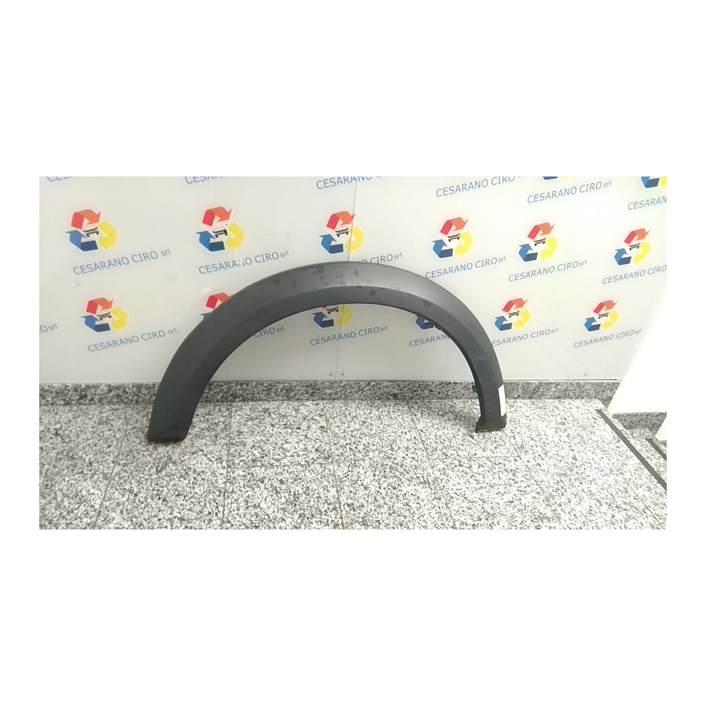 MODANATURA ARCO PASSARUOTA ANT. P/ANT. DX. 010 LAND ROVER DISCOVERY 3A SERIE (08/04-12/0 276DT LR010627