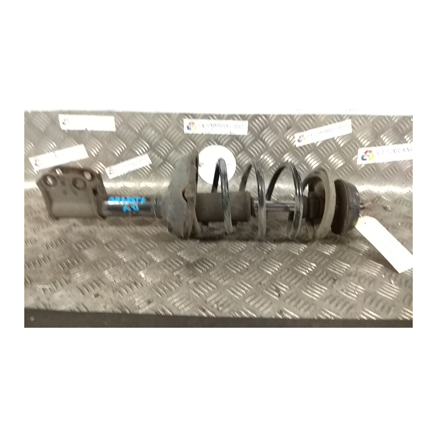 AMMORTIZZATORE ANT. DX. 053 RENAULT KANGOO (08/97-04/03) K7JB7 8200675686