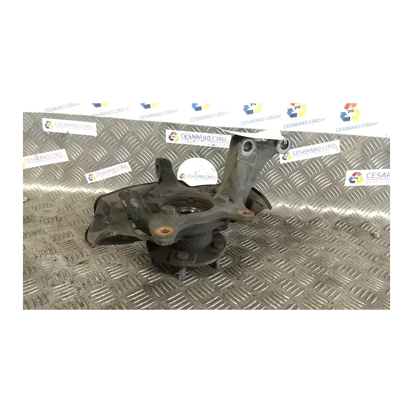 MONTANTE SOSP. ANT. SX. 093 TOYOTA VERSO (05/09-03/13) 1ADFTV 432120F020