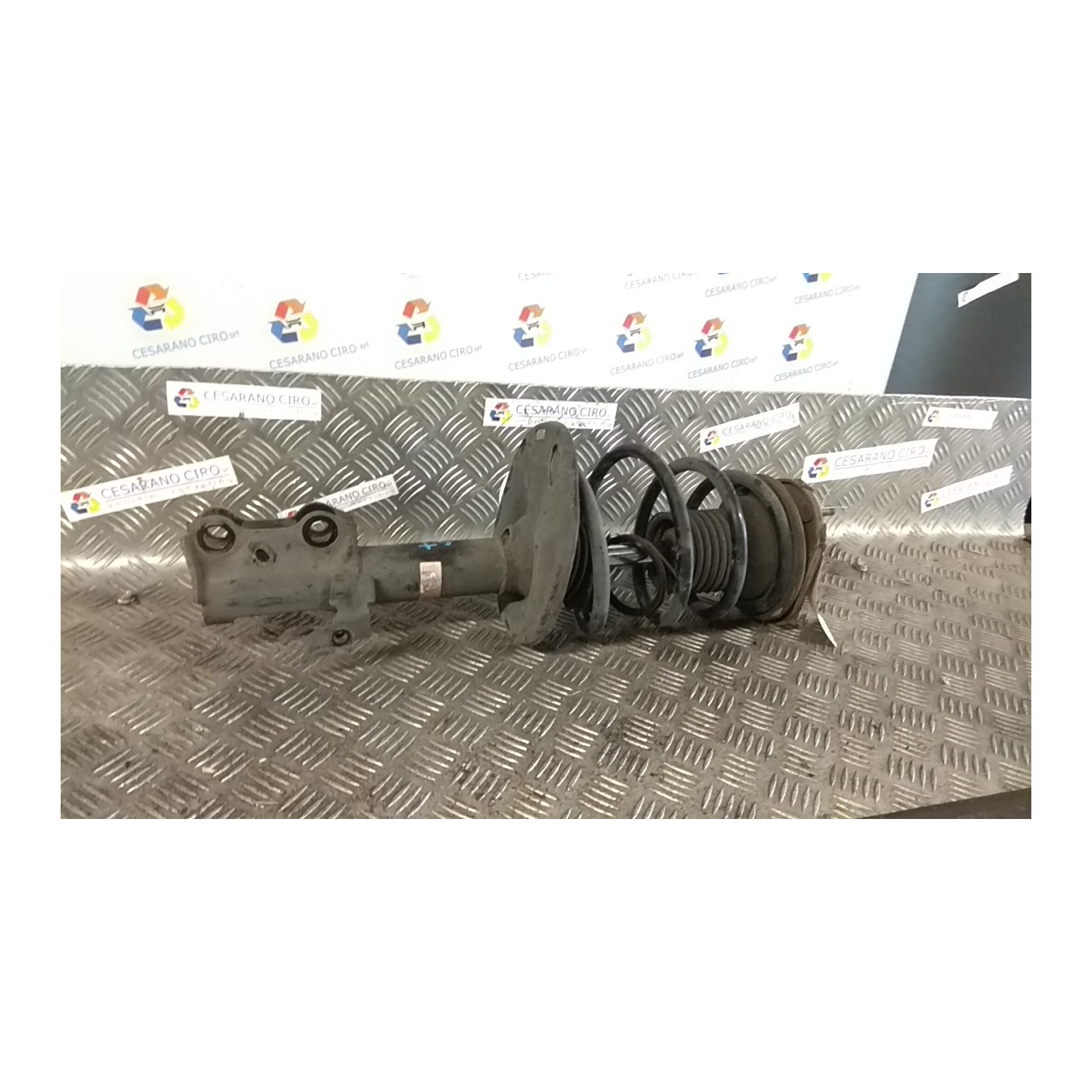 AMMORTIZZATORE ANT. SX. 095 TOYOTA VERSO (05/09-03/13) 1ADFTV 4852009U31