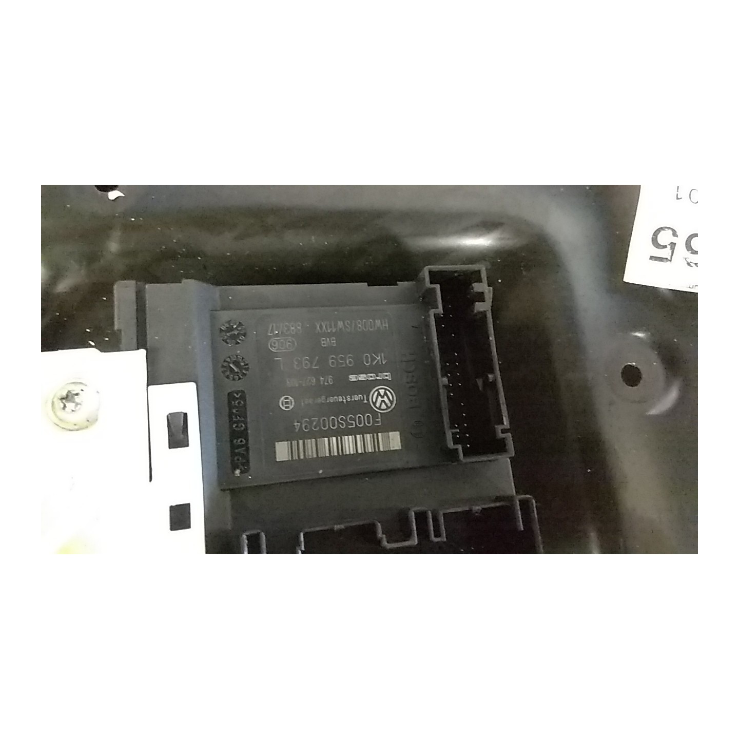 ALZACRISTALLO ELETTR. PORTA ANT. SX. 113 VOLKSWAGEN PASSAT (3C) (02/05-12/10) CBA 3C1837461L