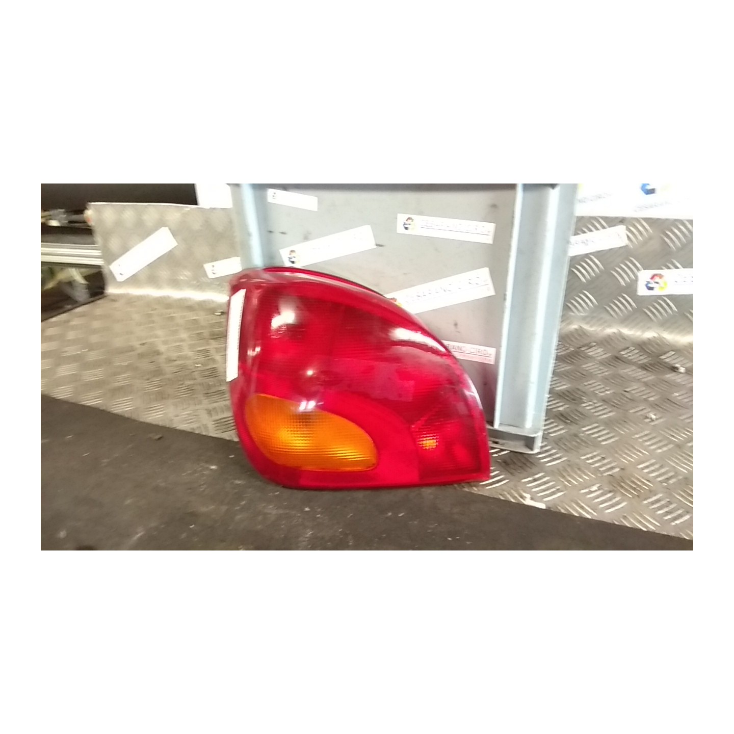 FANALE POST. SX. 012 FORD FIESTA (DX) (09/99-02/02) DHF 5028375