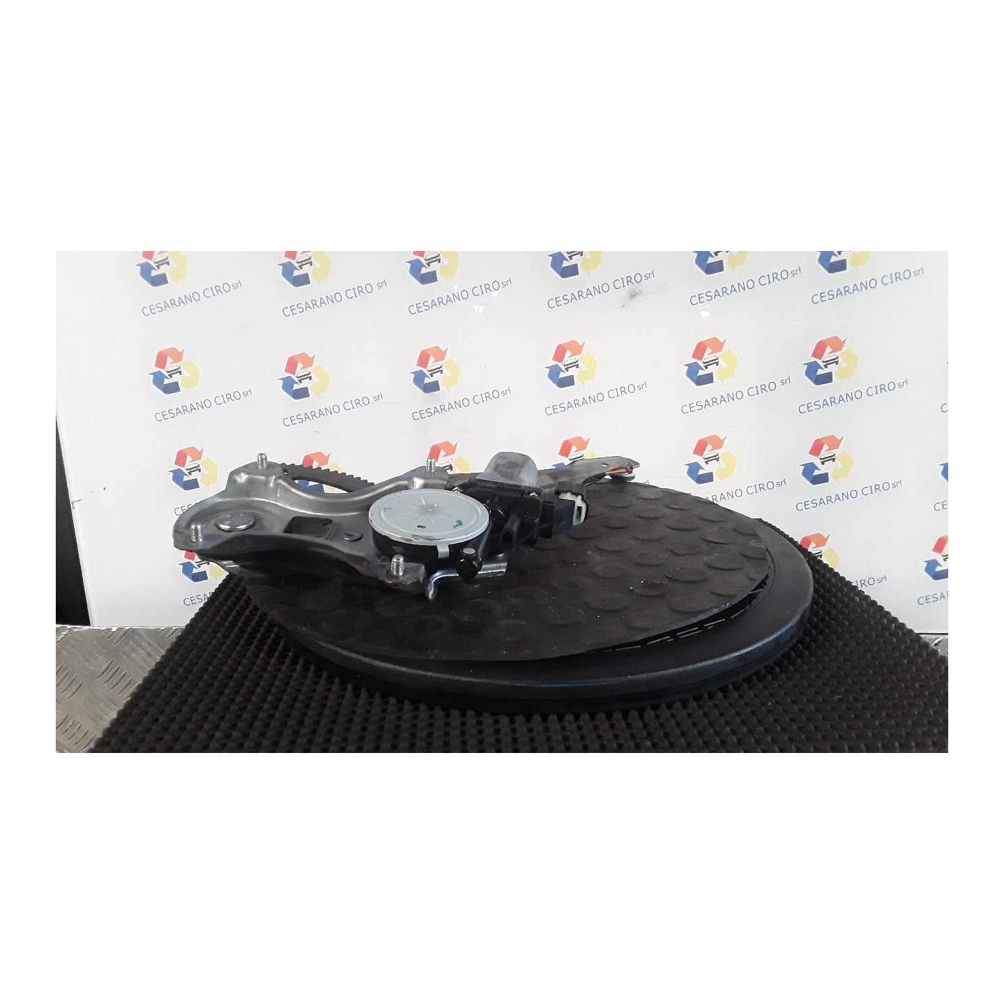 ALZACRISTALLO ELETTR. PORTA POST. DX. 050 HYUNDAI I20 (01/09-) G4LA 834041J010