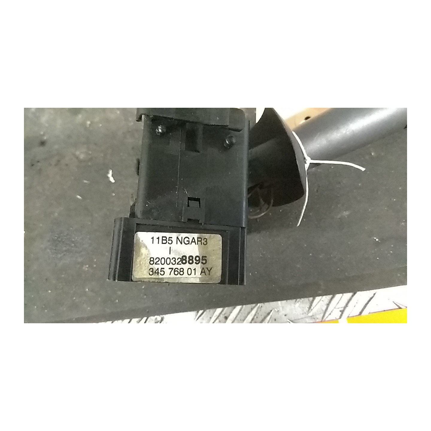BLOCCO COMANDO VOLANTE LUCI 076 RENAULT LAGUNA 2A SERIE (03/05-09/07) F9QD6 NB6187019059001