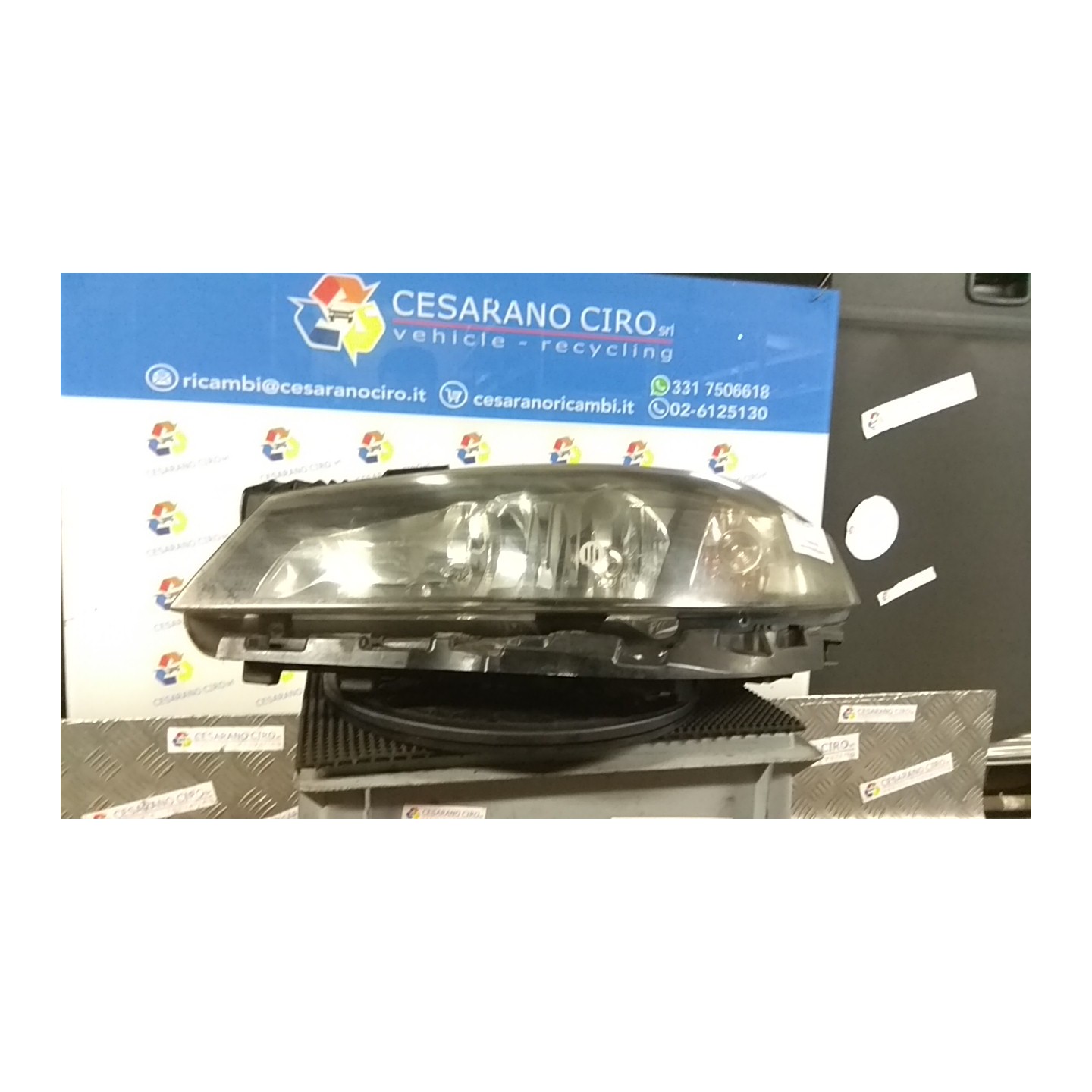 PROIETTORE SX. 080 RENAULT LAGUNA 2A SERIE (03/05-09/07) F9QD6 7701061669