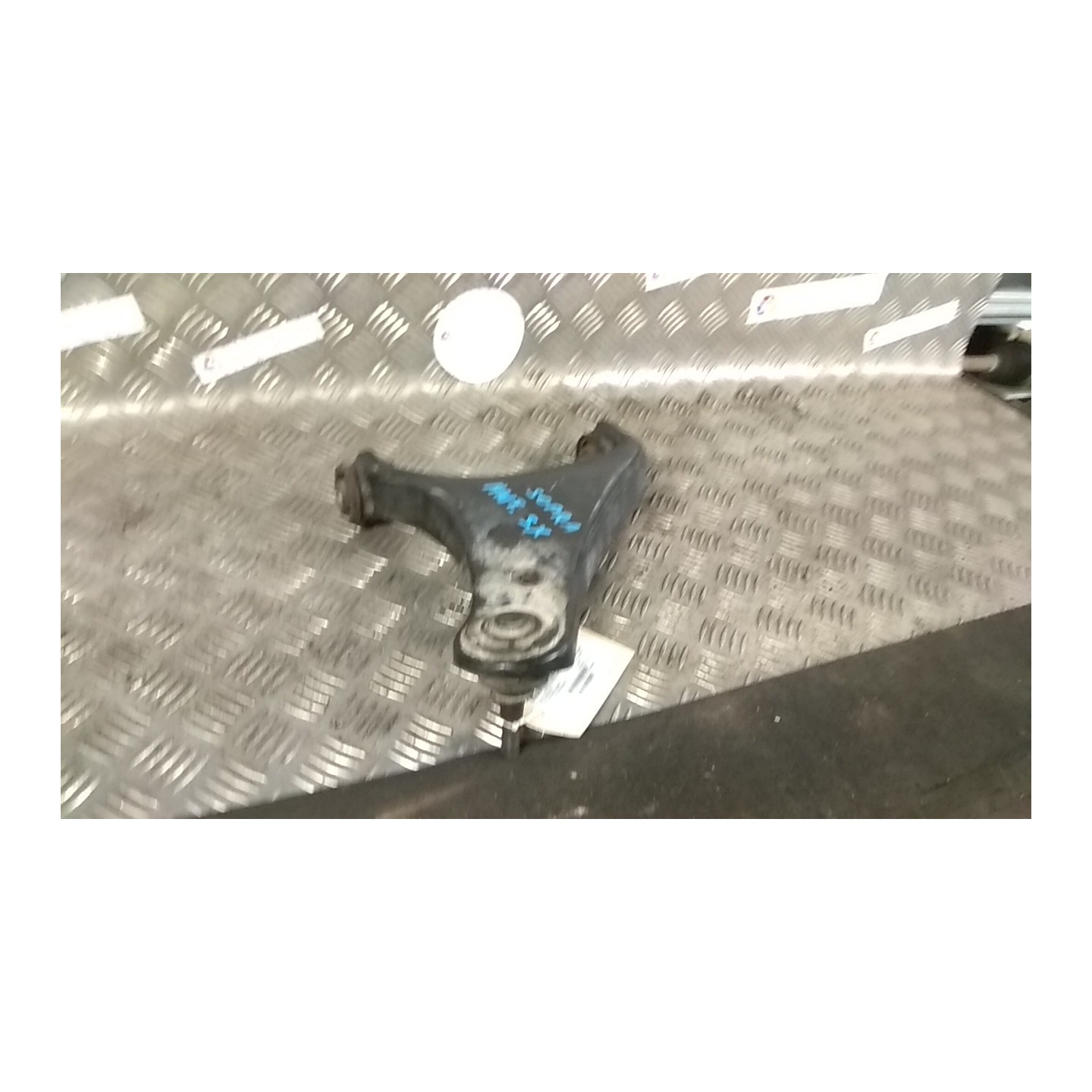 BRACCIO OSCILLANTE SUP. SOSP. ANT. SX. 156 LAND ROVER DISCOVERY 3A SERIE (08/04-12/0 276DT RBJ500232