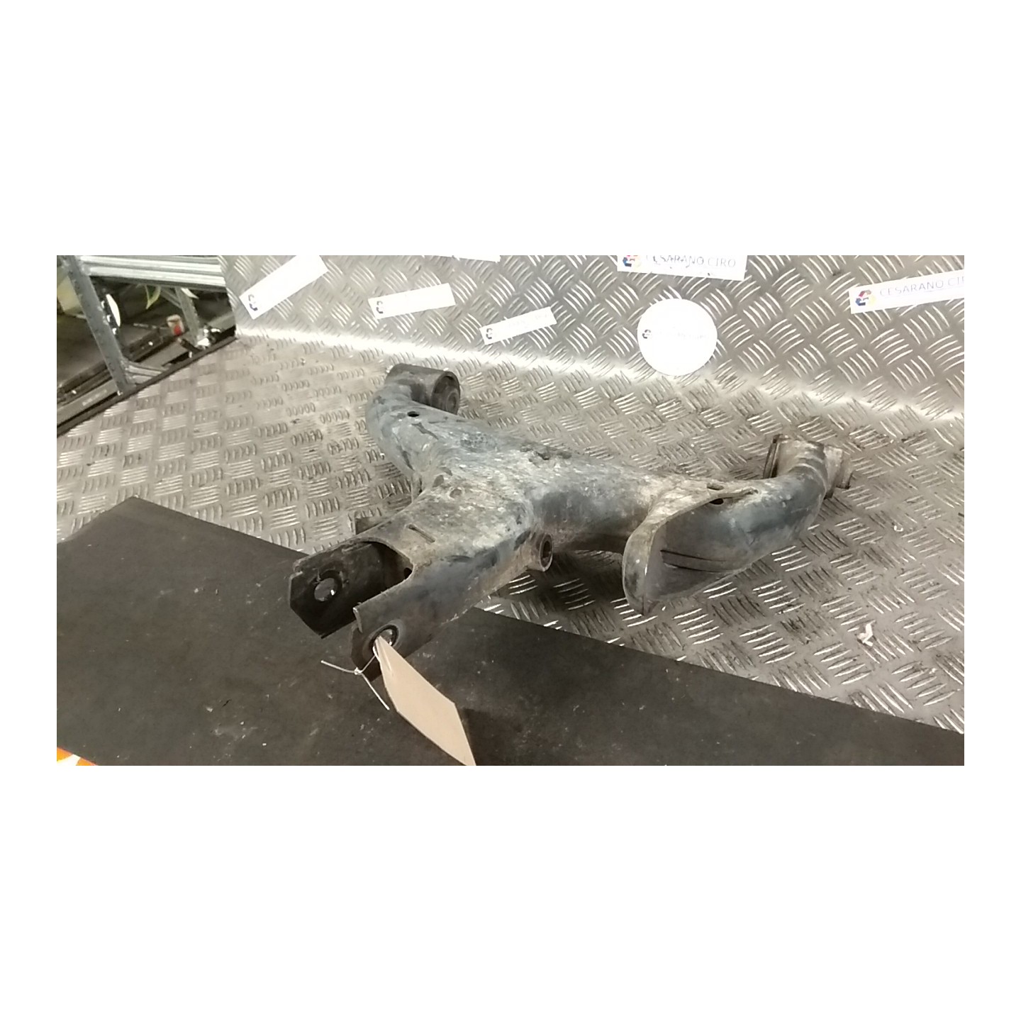 BRACCIO OSCILLANTE INF. SOSP. POST. DX. 165 LAND ROVER DISCOVERY 3A SERIE (08/04-12/0 276DT RGG500480