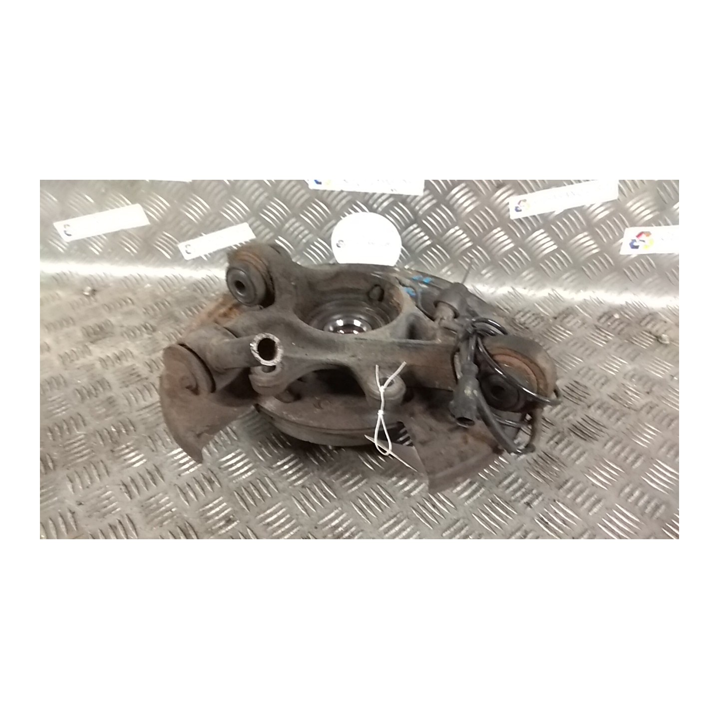 MONTANTE SOSP. POST. DX. 183 LAND ROVER DISCOVERY 3A SERIE (08/04-12/0 276DT LR045823