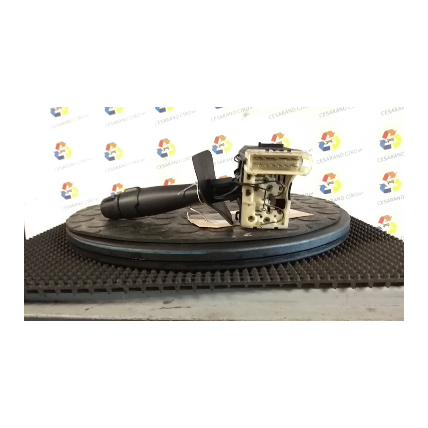 BLOCCO COMANDI TERGICRISTALLI 026 RENAULT CLIO 2A SERIE (05/01-11/10) D4FB7 7701047543