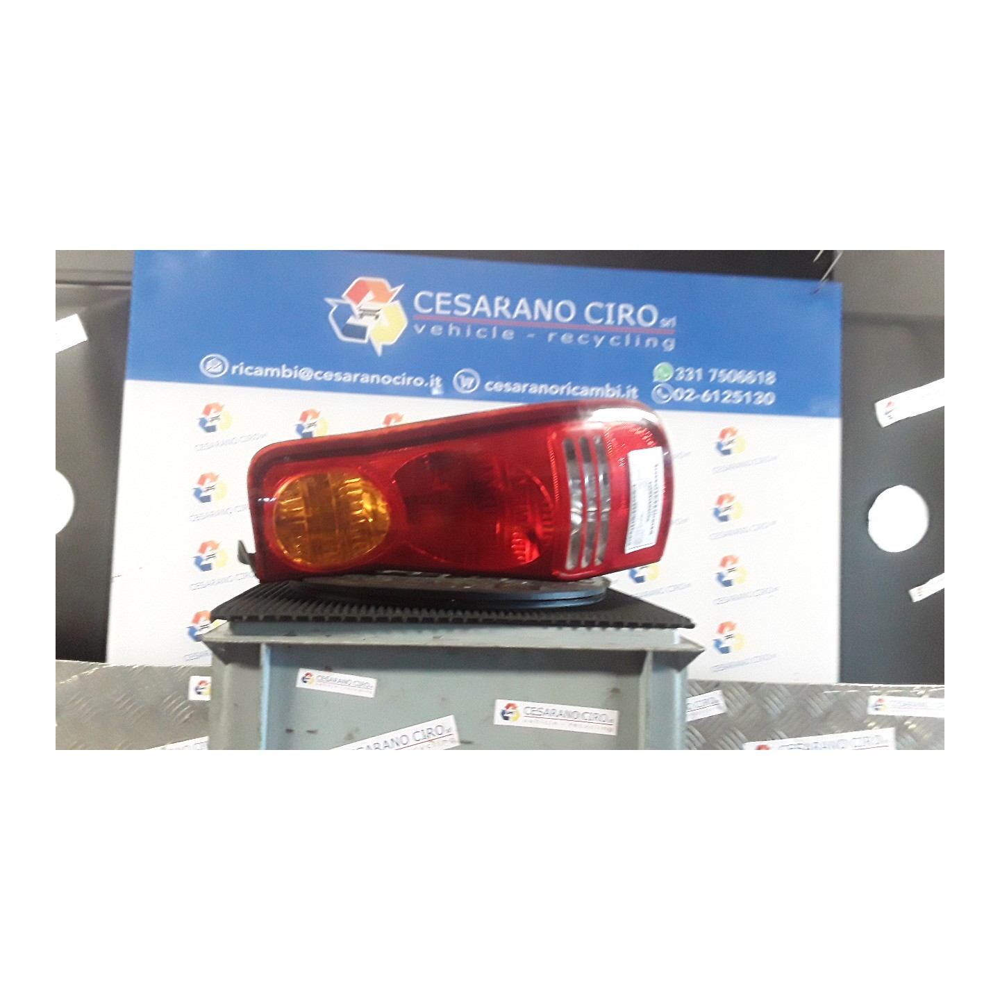 FANALE POST. DX. 043 HYUNDAI MATRIX (09/01-05/06) G4ED 9240217010