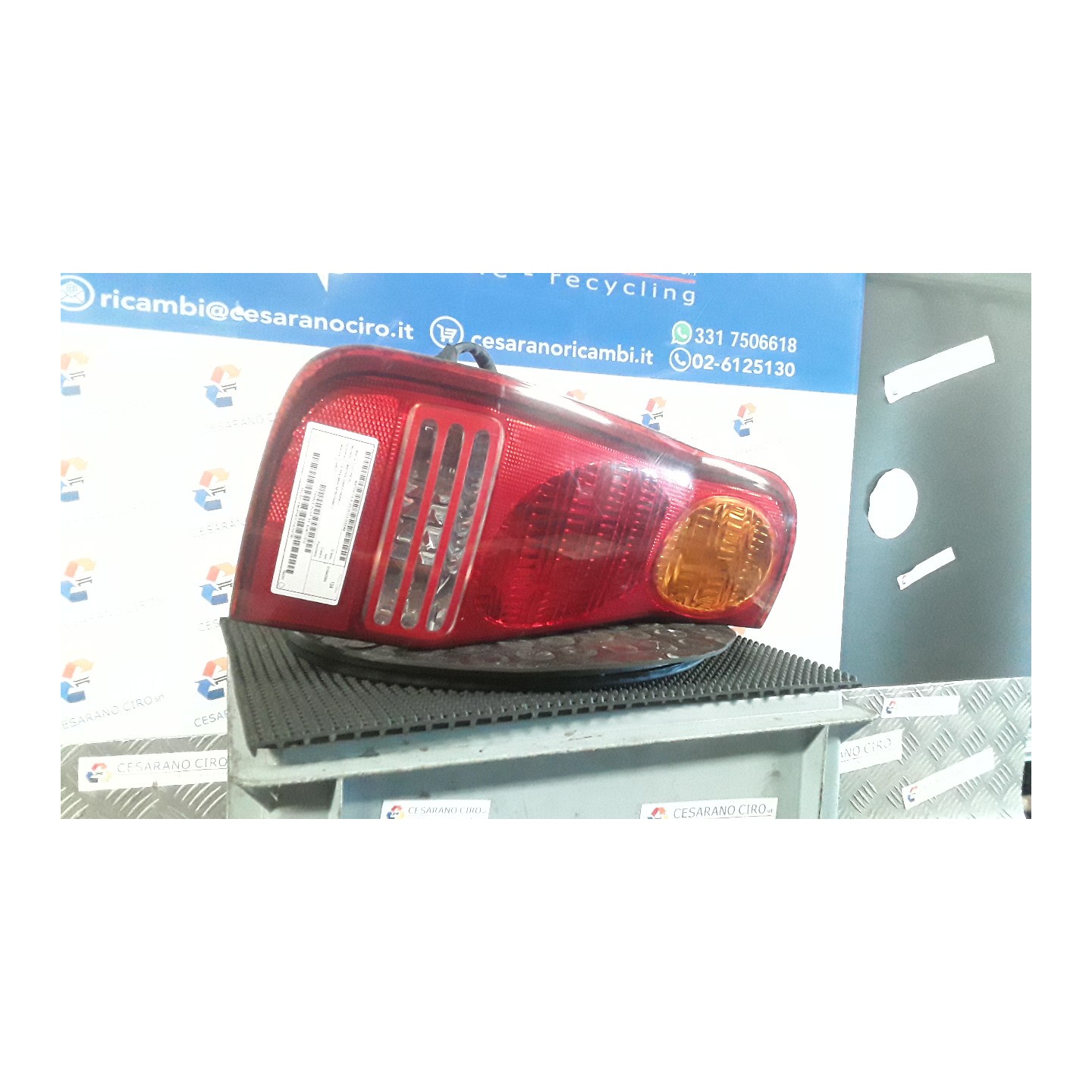 FANALE POST. SX. 044 HYUNDAI MATRIX (09/01-05/06) G4ED 9240117010