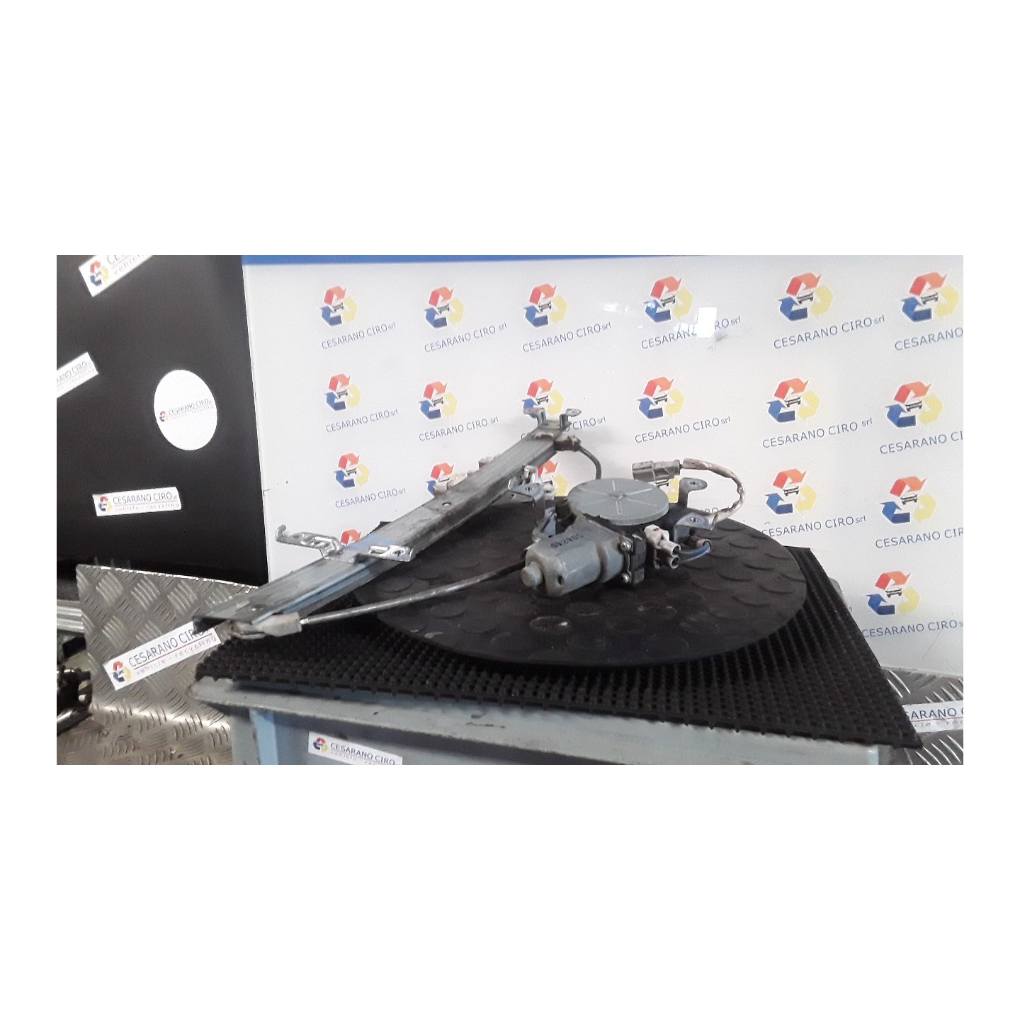 ALZACRISTALLO ELETTR. PORTA POST. DX. 053 HONDA JAZZ 1A SERIE (11/02-10/08) L13A1 72712SAAJ01