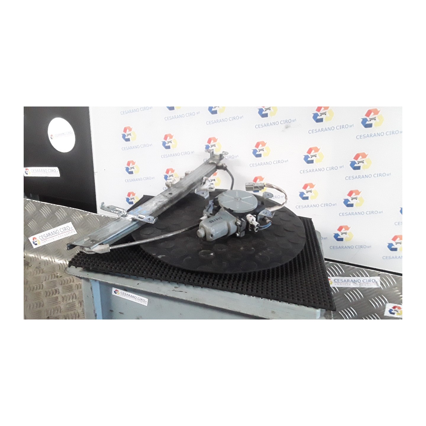 ALZACRISTALLO ELETTR. PORTA POST. DX. 053 HONDA JAZZ 1A SERIE (11/02-10/08) L13A1 72712SAAJ01