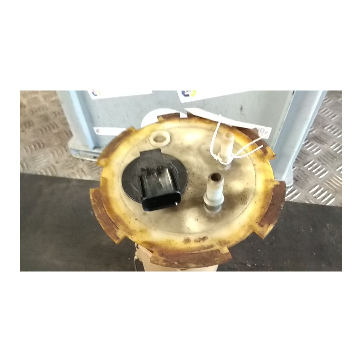 POMPA CARBURANTE C/TRASDUTTORE (GALLEGGIANTE) 057 CHEVROLET (DAEWOO) KALOS (T200) (09/02-01/05) F14S3 96476117