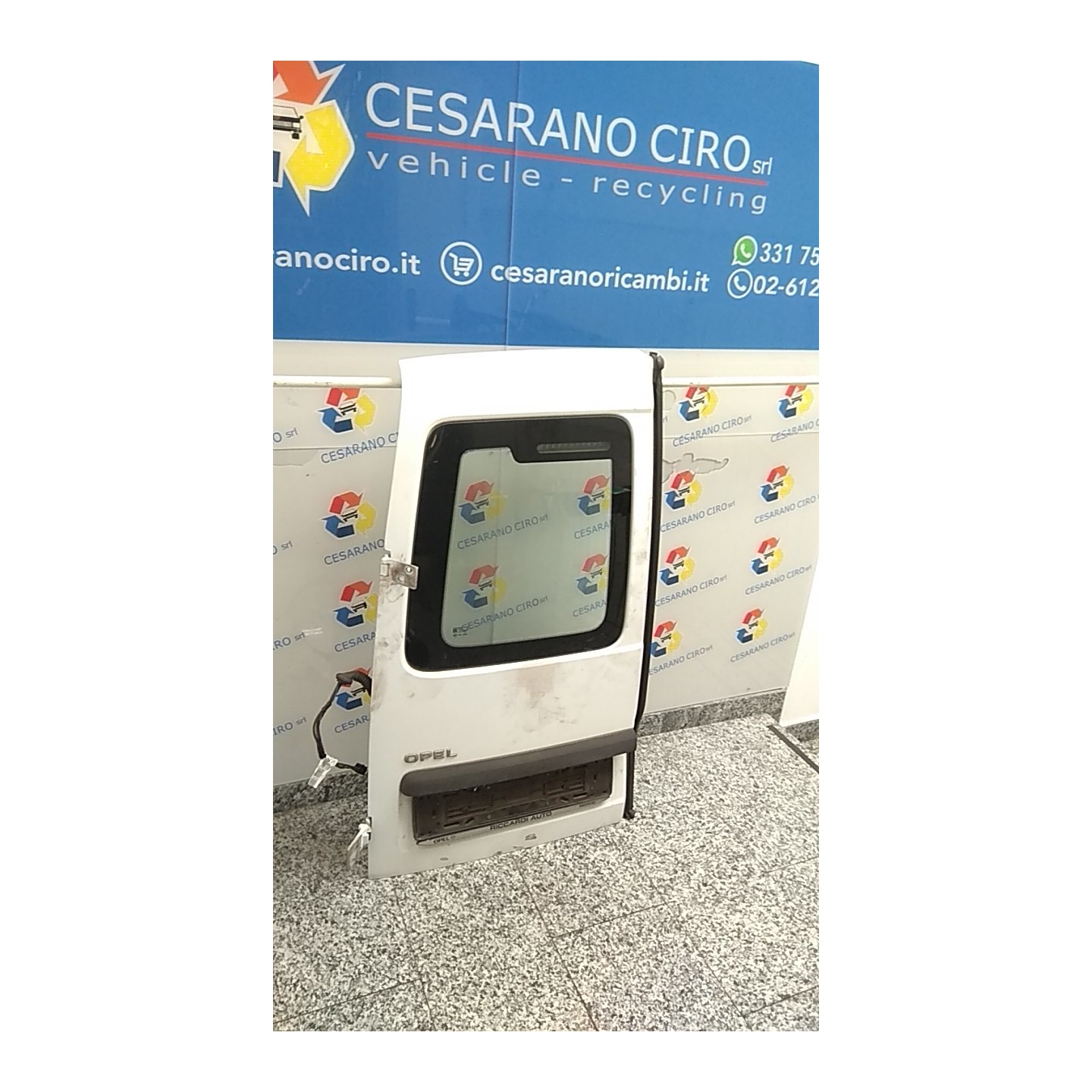 PORTA CARICO POST. A BATTENTE S/FORI TERGICRIST.POST. SX. 070 OPEL COMBO (X01) (11/01-01/12) Z13DTJ 93180782