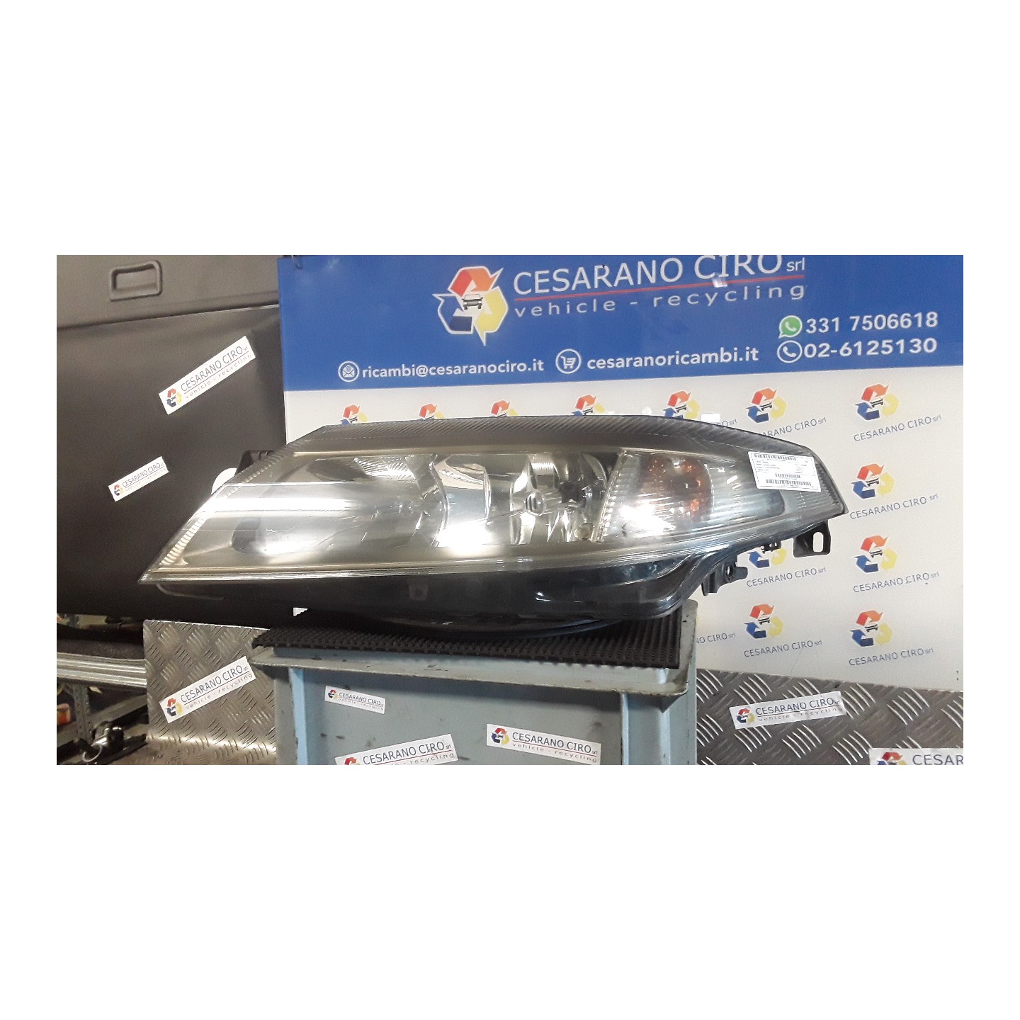 PROIETTORE SX. 088 RENAULT LAGUNA 2A SERIE (03/01-09/07) F4PC7 7701048927