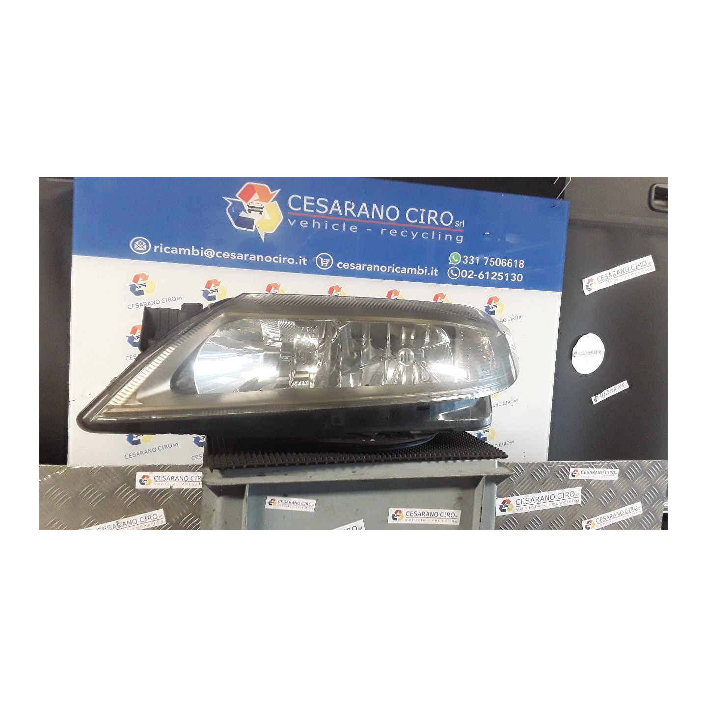 PROIETTORE SX. 088 RENAULT LAGUNA 2A SERIE (03/01-09/07) F4PC7 7701048927