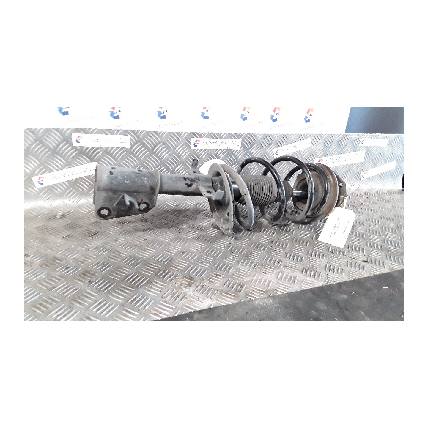 AMMORTIZZATORE ANT. P/PUNZONATURA 8200387237 SX. 140 RENAULT LAGUNA 2A SERIE (03/05-09/07) F9QD6 8200620378