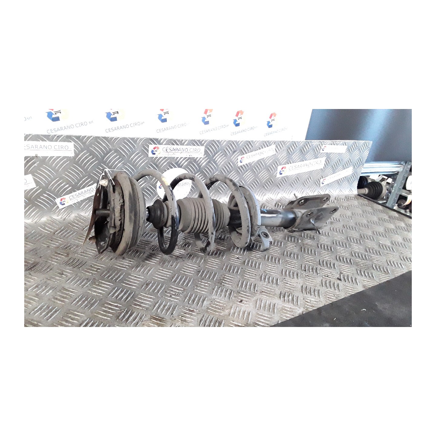 AMMORTIZZATORE ANT. PUNZONATURA 8200117296 DX. 041 RENAULT LAGUNA 2A SERIE (03/01-09/07) F4PC7 8200657093