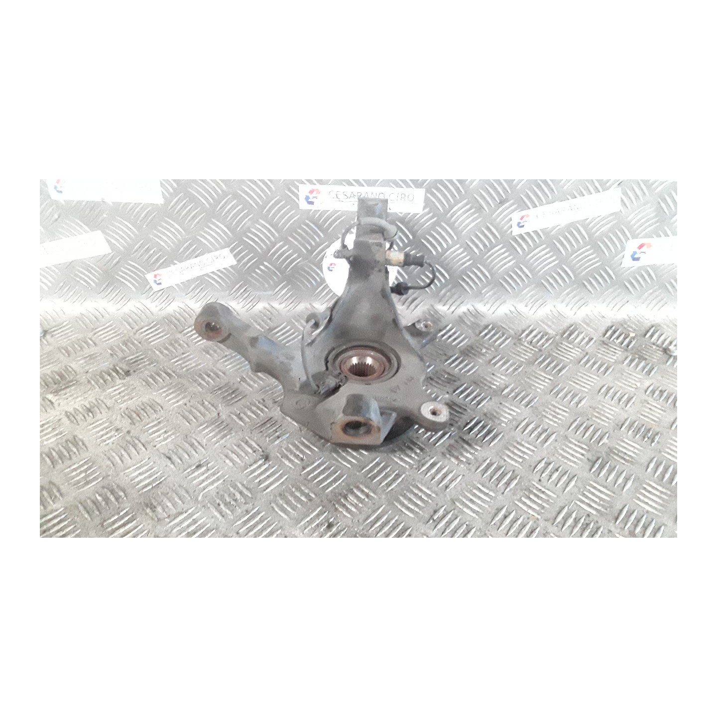 MONTANTE SOSP. ANT. SX. 047 RENAULT LAGUNA 2A SERIE (03/01-09/07) F4PC7 8200320888
