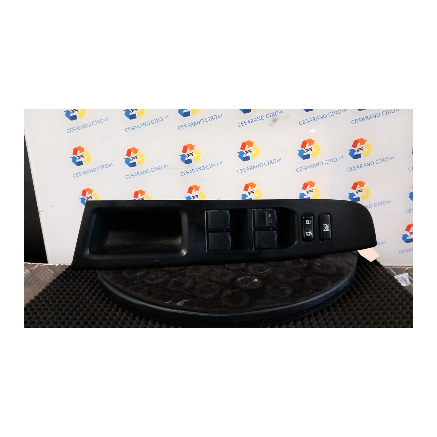 BLOCCO COMANDI ALZACRISTALLI 131 TOYOTA YARIS (03/17-02/21) 1KR 8482002340
