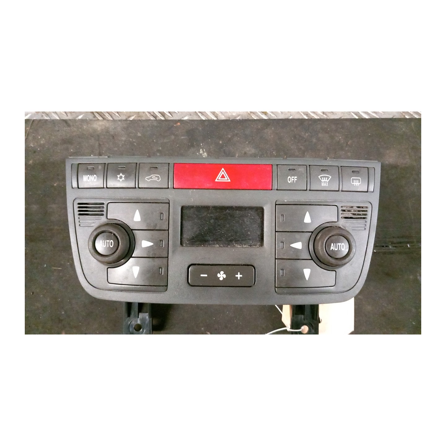 BLOCCO COMANDO CLIMATIZZAZIONE 004 FIAT IDEA (4D/2S) (10/03-12/12) 188A9000 77364222