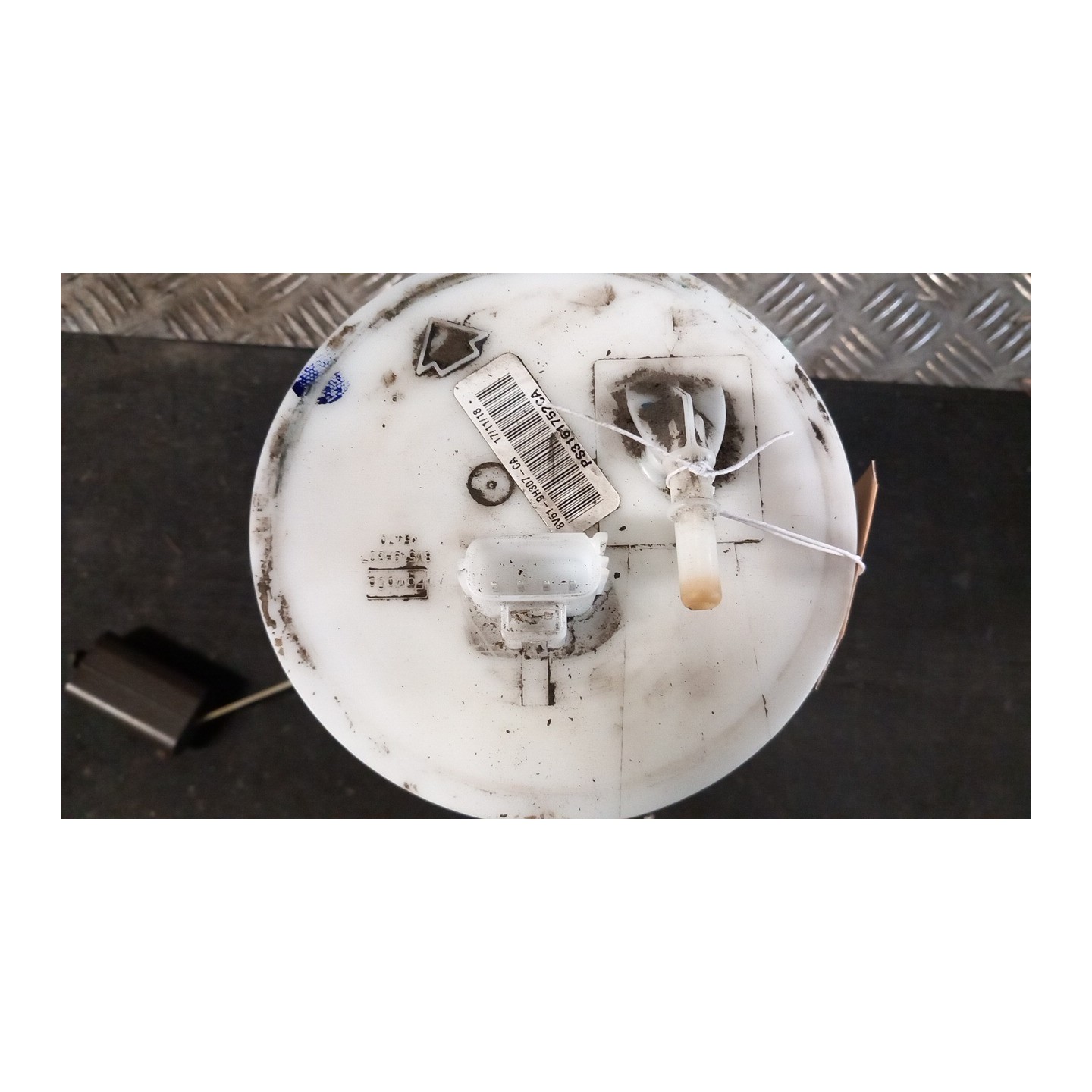 POMPA CARBURANTE C/TRASDUTTORE (GALLEGGIANTE) 024 FORD FIESTA (CB1) (09/08-10/13) RTJB 1809972