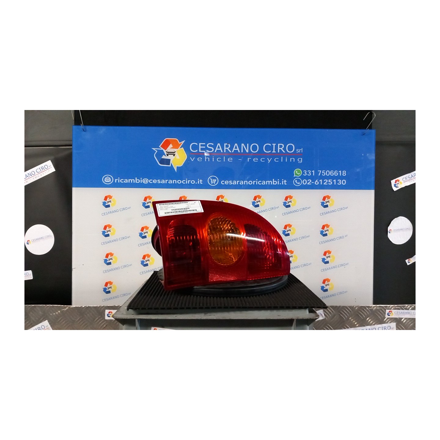 FANALE POST. SX. 124 RENAULT MEGANE 1A SERIE (03/99-06/03) K4MA7 7700423081