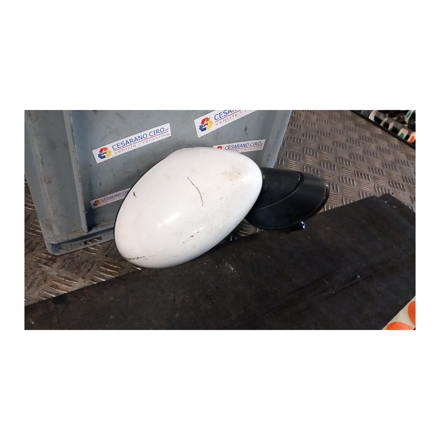 RETROVISORE EST. REGOLAZ. ELETTR. DX. 084 MINI MINI (R50/R53) (07/01-07/06) 1ND 51167192470