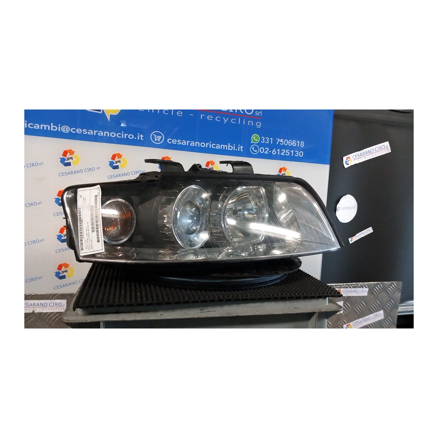 PROIETTORE XENON DX. 049 AUDI A4 (8E) (11/00-11/04) AVF 8E0941030Q