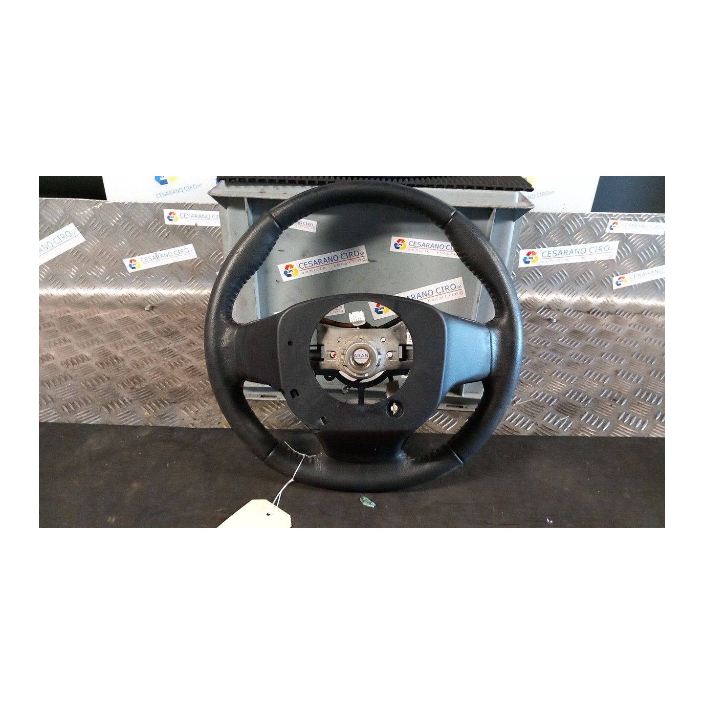 VOLANTE 135 TOYOTA YARIS (03/17-02/21) 1KR 451020D30024