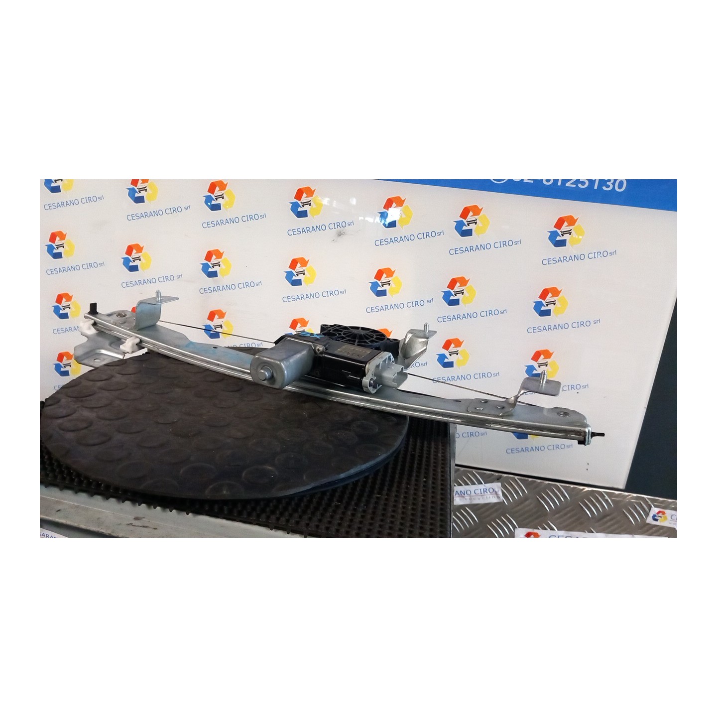 ALZACRISTALLO ELETTR. PORTA ANT. SX. 017 DACIA DUSTER (10/13-12/18) K9KG6 807210751R
