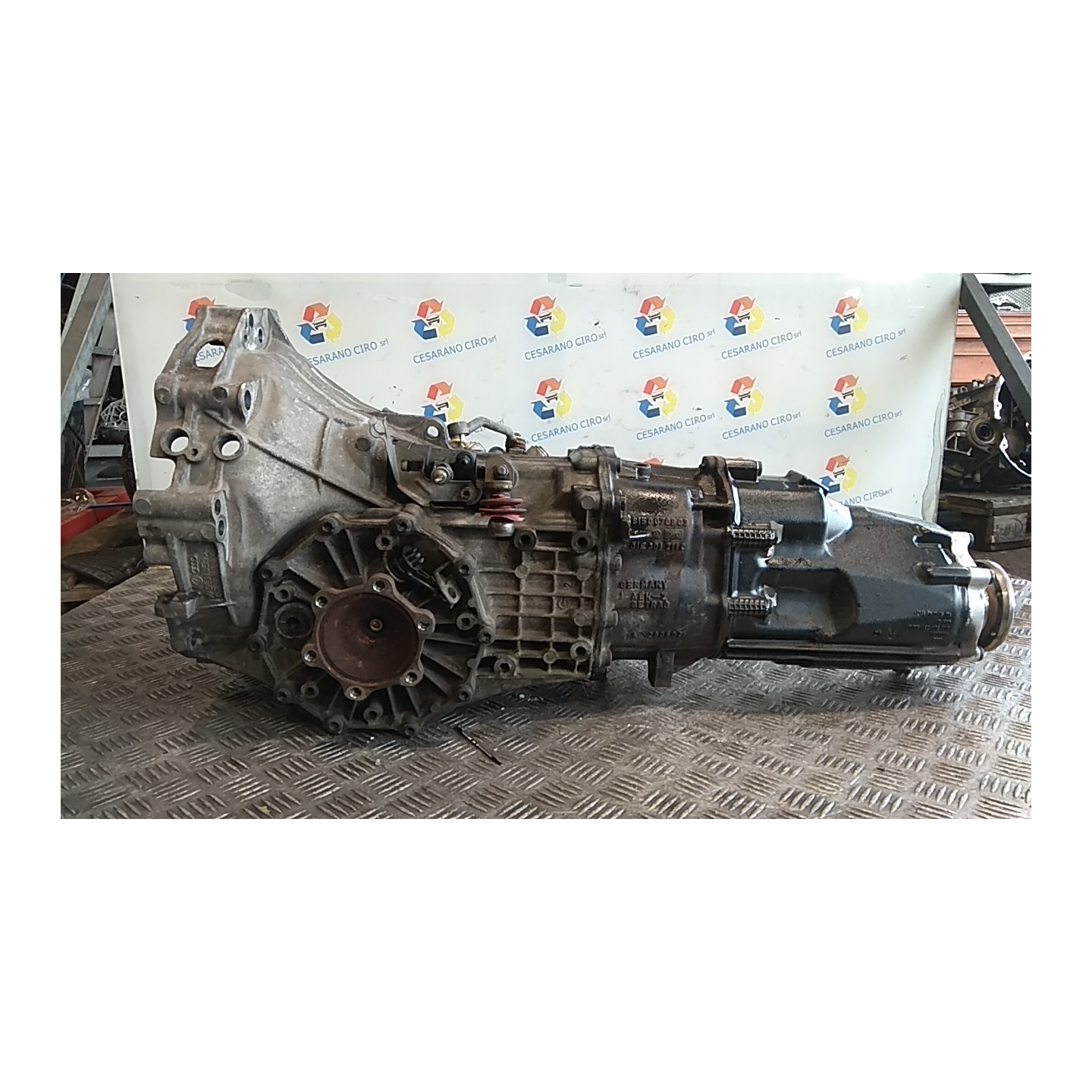 CAMBIO COMPL. 001 AUDI A4 (8E) (11/00-11/04) AVF 02X300044AX