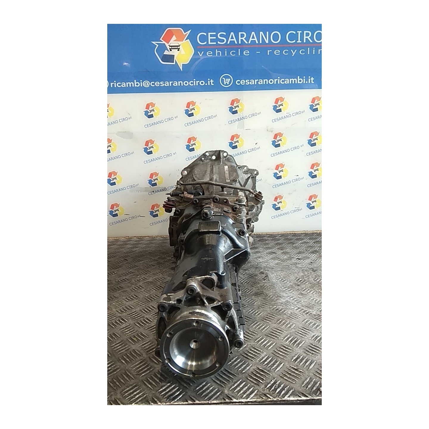 CAMBIO COMPL. 001 AUDI A4 (8E) (11/00-11/04) AVF 02X300044AX