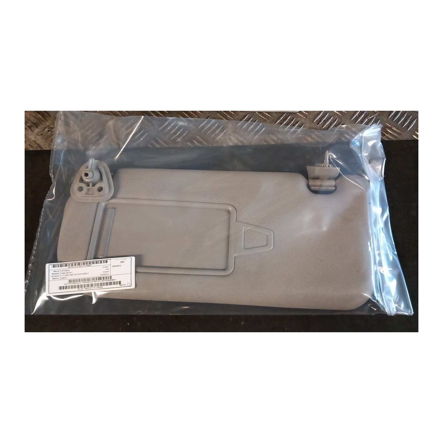 ALETTA PARASOLE PARABREZZA MBS SX. 021 HYUNDAI IX35 (02/10-) D4FD 852102S020MCH